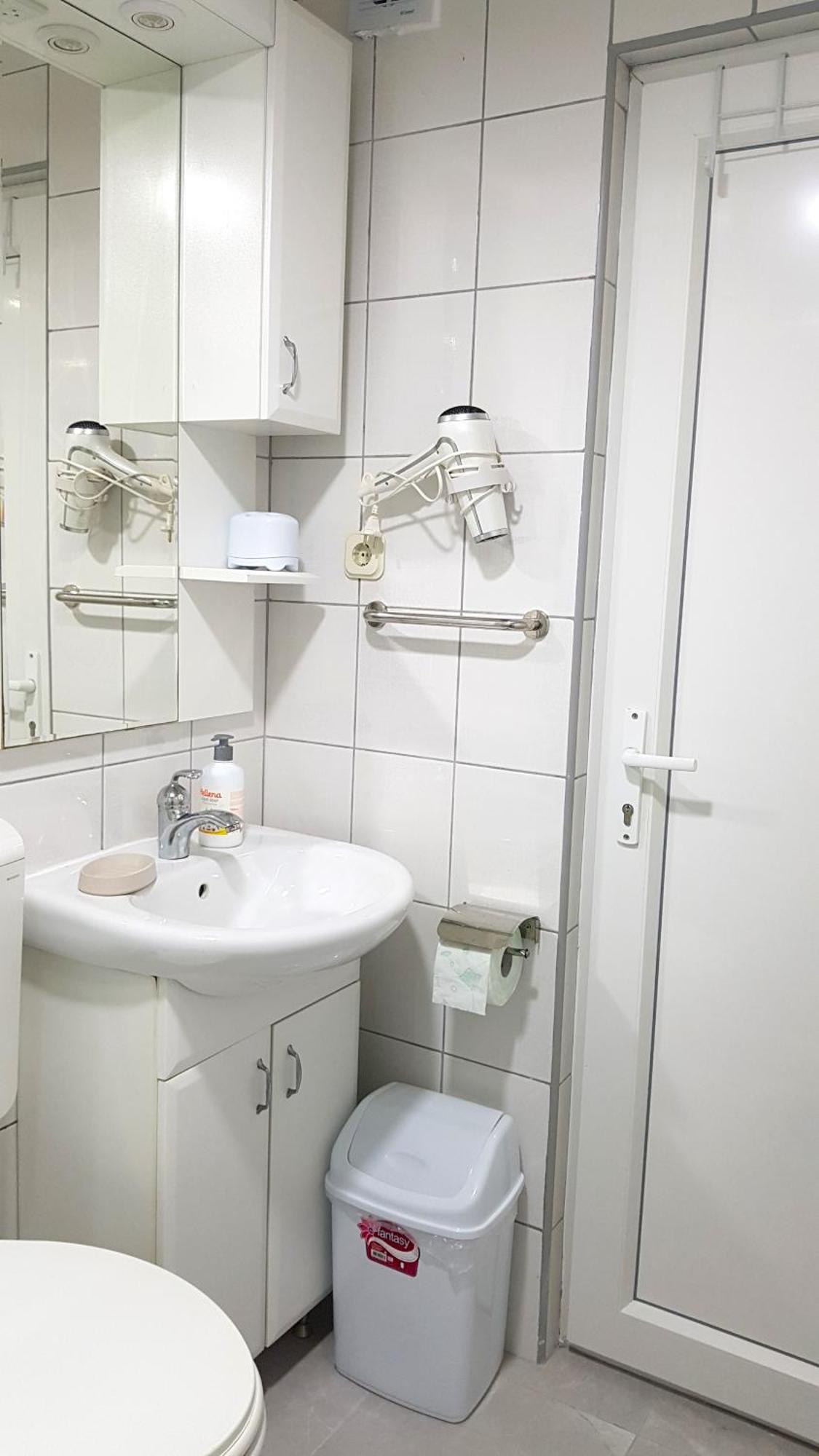 Studio Apartment Lis Ohrid Bagian luar foto