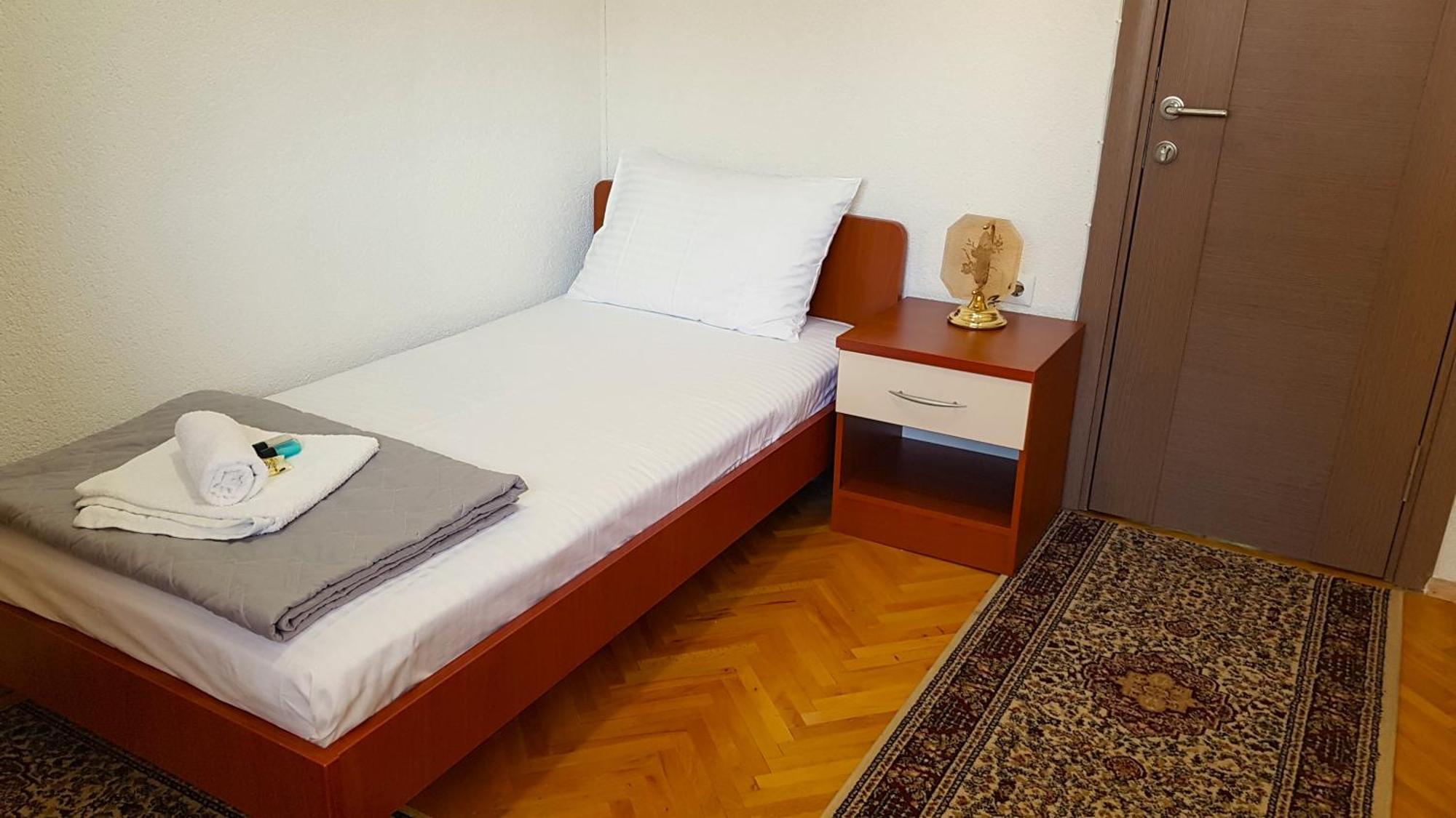 Studio Apartment Lis Ohrid Bagian luar foto