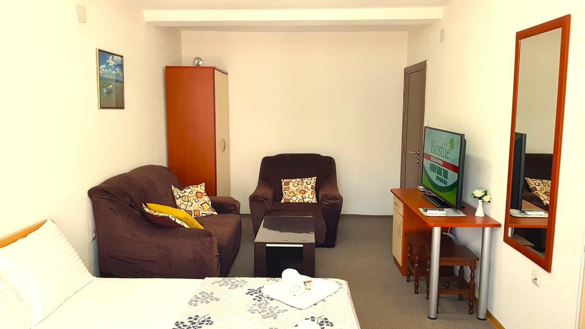 Studio Apartment Lis Ohrid Bagian luar foto