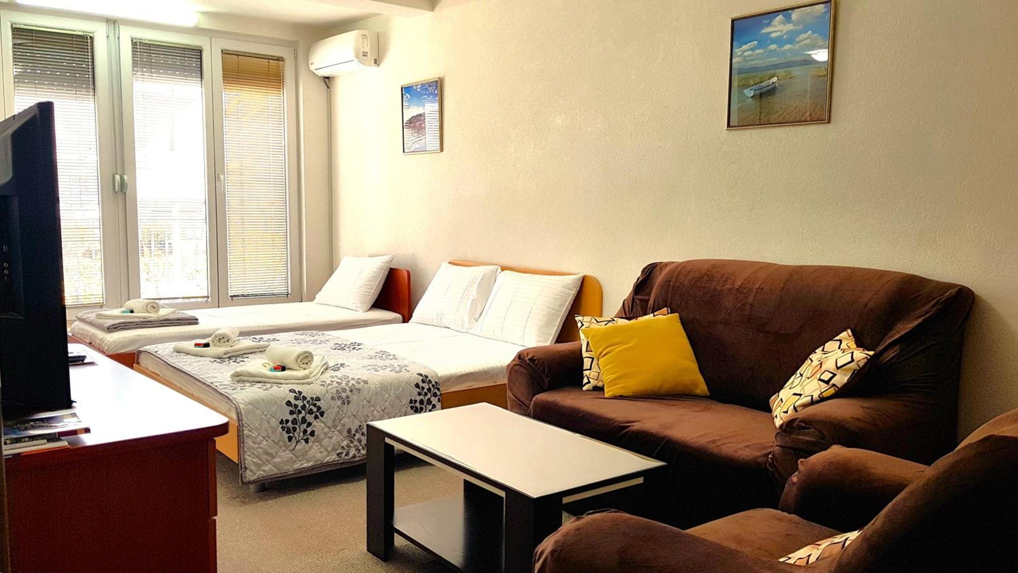 Studio Apartment Lis Ohrid Bagian luar foto