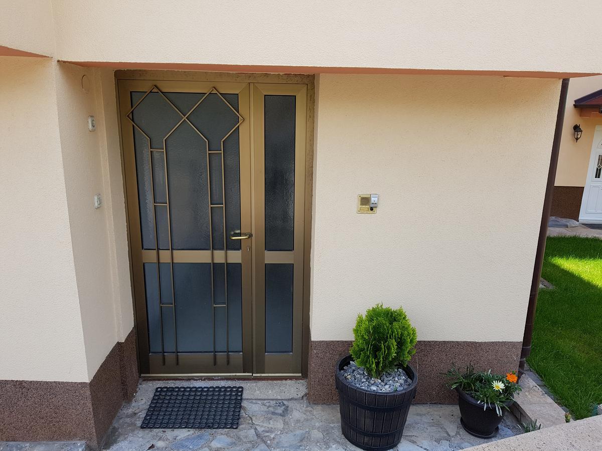Studio Apartment Lis Ohrid Bagian luar foto