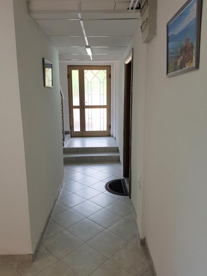 Studio Apartment Lis Ohrid Bagian luar foto