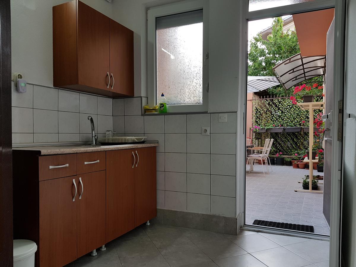 Studio Apartment Lis Ohrid Bagian luar foto